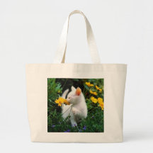 Kitty in a flower field canvas bag