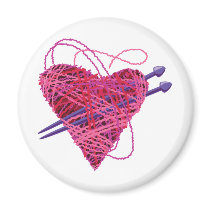 kniting pink heart