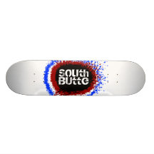 La butte du sud raccorde le conseil rouge, blanc,  plateau de planche à roulettes