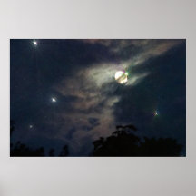 La lune de ciel nocturne tient le premier rôle la  posters