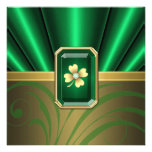 La soie verte plisse l'invitation du jour de St Pa