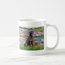 Labrador (Chcolate) - Lilies 2 Coffee Mug