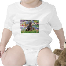 Labrador (Chcolate) - Lilies 2 Shirt