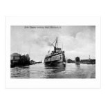Lake Steamer entering River, Cleveland, Ohio Postcards