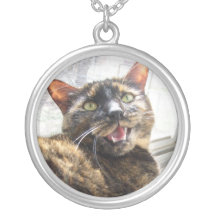 laughing cat necklace