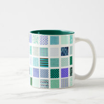 Le bleu ajuste le motif de mosaïque tasse à café