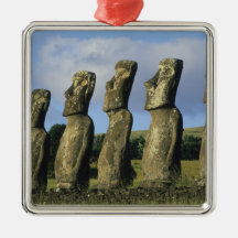 Le Chili, île de Pâques, Rapa Nui, Ahu Akivi Ornements