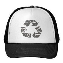 Le gris rompu réutilisent le signe casquette