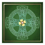 Le jour de shamrock de St Patrick vert de croix ce Faire-parts
