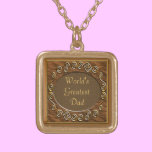 Le plus grand papa Necklaced du monde en bois anti colliers