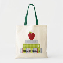 Le sac fourre-tout du professeur empilé de livres