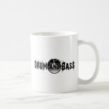 Le tambour et la basse ont brisé le disque tasse à café
