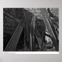 Le toit tombé embarque près de vieux Kilns, 1963 Posters