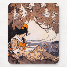 Lecture vintage de fille sous un arbre tapis de souris