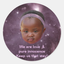 Les enfants sont amour pur adhésifs ronds