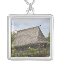Les Fidji, île de Viti Levu. Culturel polynésien Collier Personnalisé