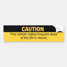 Les marques du véhicule fréquentent des arrêts à autocollants pour voiture