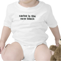 Les soins sont le nouveau noir t-shirts