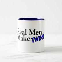 Les vrais hommes font des jumeaux (b) tasse