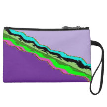 Lessie Wristlet Clutch