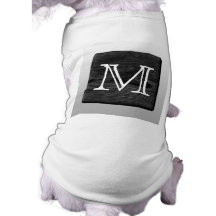 Lettre imprimée de motif et de coutume. Noir et bl Tee-shirts Pour Chien