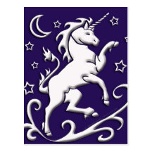Licorne blanche à la carte postale de nuit
