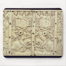 Lid of a casket depicting a tournament mouse pads