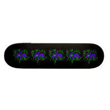 lila Lilie Blume Skateboarddeck