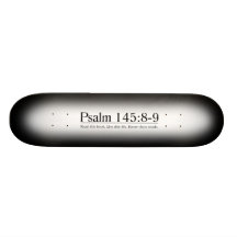 Lisez le 145:8 de psaume de bible - 9 skateboards personnalisés