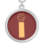 L'orange fleurit des colliers de monogramme