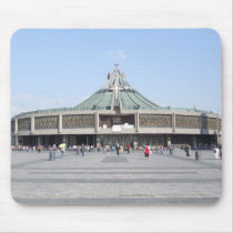 Lot Of People Around Beautiful Cathedral Mouse Pad