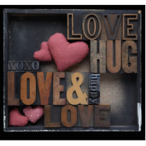 love hug hearts photo sculpture
