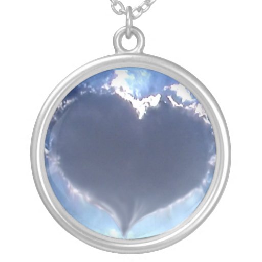 Love is in the Air: Heart Shaped Cloud: Necklace