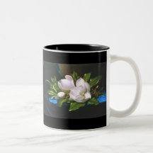 Magnola sur le velours bleu tasse à café