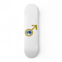 male earth skate board