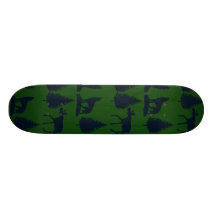 Marine verte rustique d'orignaux de pins sauvages  skateboards