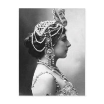 Mata Hari: "Beautiful Woman, Dangerous Spy"