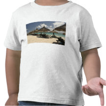 Mauritius, Poste de Flacq. Beach scene at the Tee Shirt