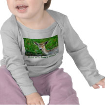 Mignon comme cerf commun de bébé ! t-shirts