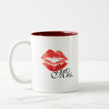 Mme tasse - avec les lèvres rouges de rouge à lèvr