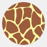 Modèle d'impression de girafe de Brown Autocollants Ronds