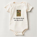 mom kissing baby, My mommy loves me this much! t-shirts