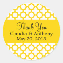 Monogram Yellow Quatrefoil Pattern Thank You Round Sticker