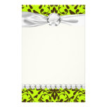 motif brun de damassé de vert d'oiseau et de chaux papier à lettre customisé