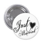Naughy Grunge Script - Just Married Heart Black Pin