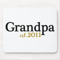 New Grandpa est 2011 Mousepads