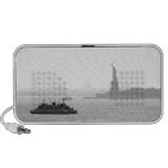 New York City Harbour - Statue of Liberty Mini Speaker