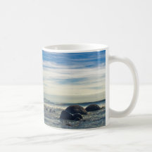 New Zealand: Moeraki Boulders Coffee Mug