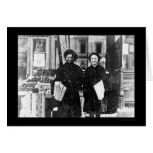 Newspaper Girls Hartford, CT 1909 Card