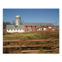 'Ol Red Barn 10x8 Photographic Print